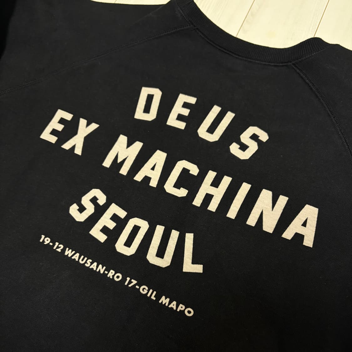 데우스 엑스 미키나 서울 맨투맨 XL 상품이미지4