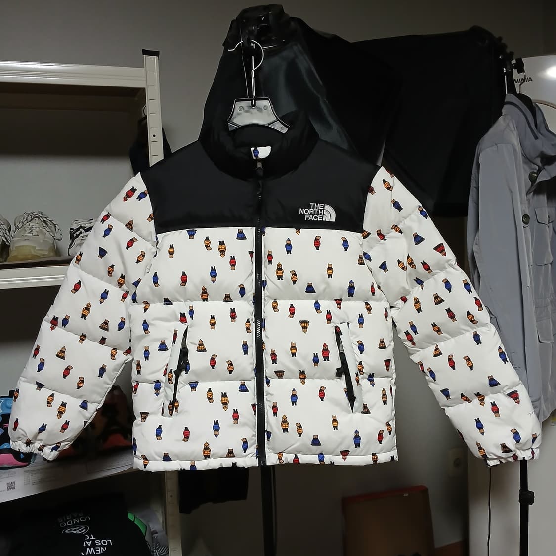 TNF 노스페이스 곰돌이 눕시 키즈 140 패딩 자켓 상품이미지2