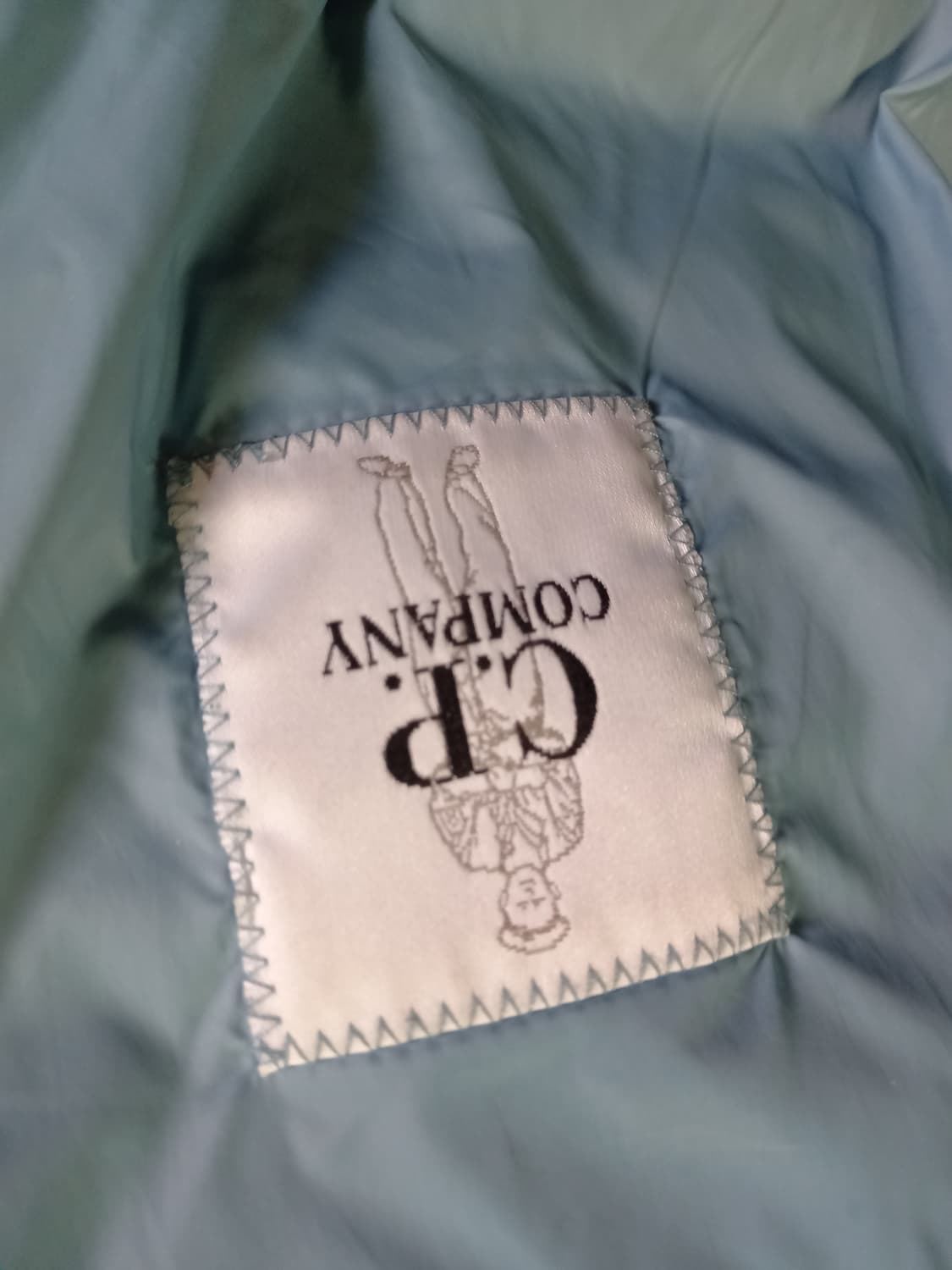 Cp컴퍼니dd쎌 초경량패딩 s 상품이미지6