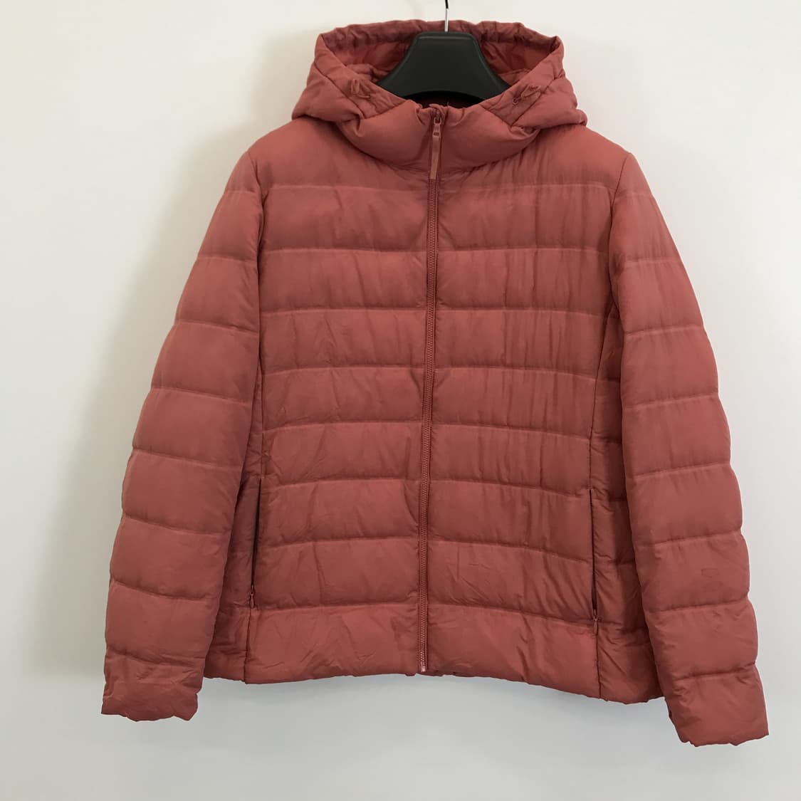 유니클로 울트라라이트다운 후드패딩 [여성XL] 북미판 상품이미지1