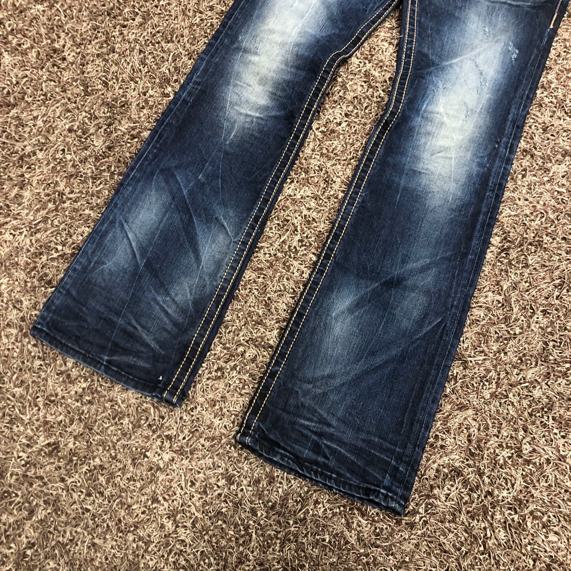 버커루 워시드 세미 부츠컷 데님 팬츠 상품이미지3