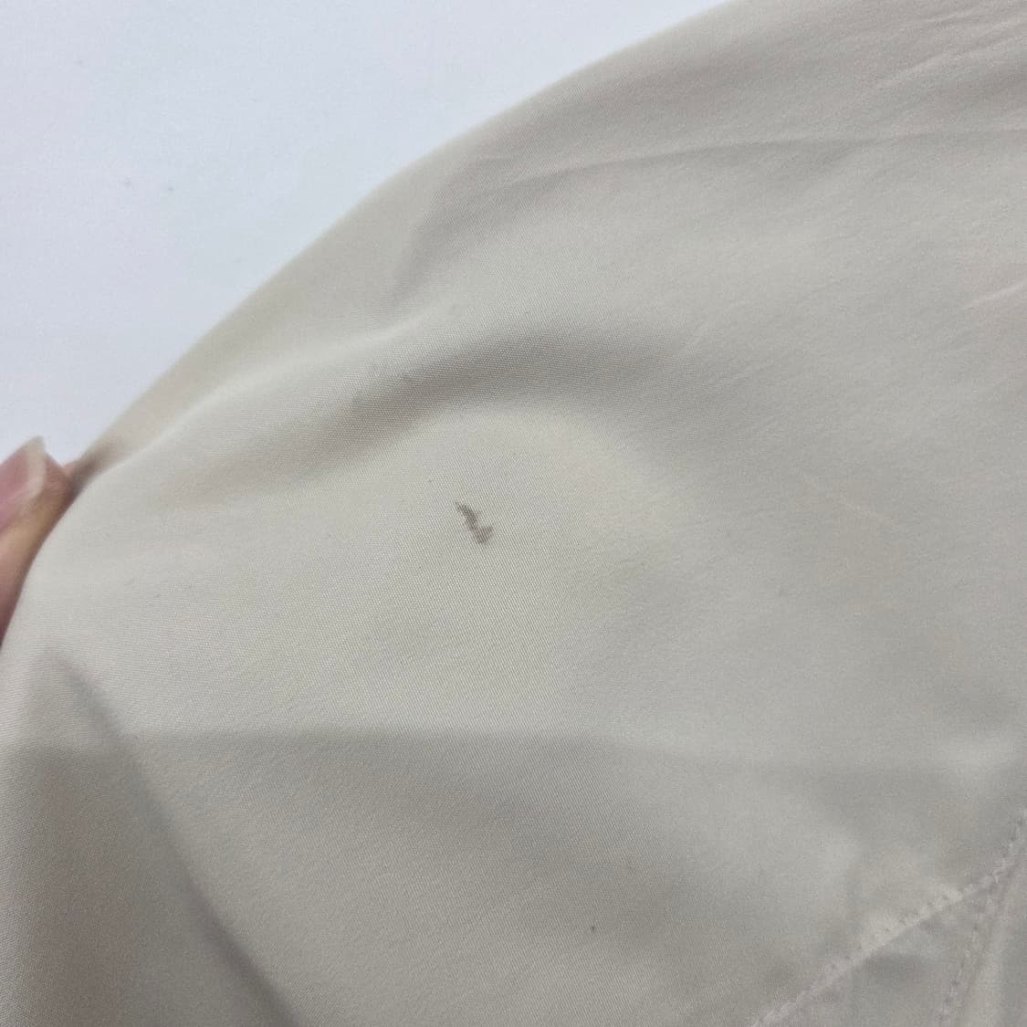 MCM 베이지색 남성 바람막이 점퍼 M 상품이미지7