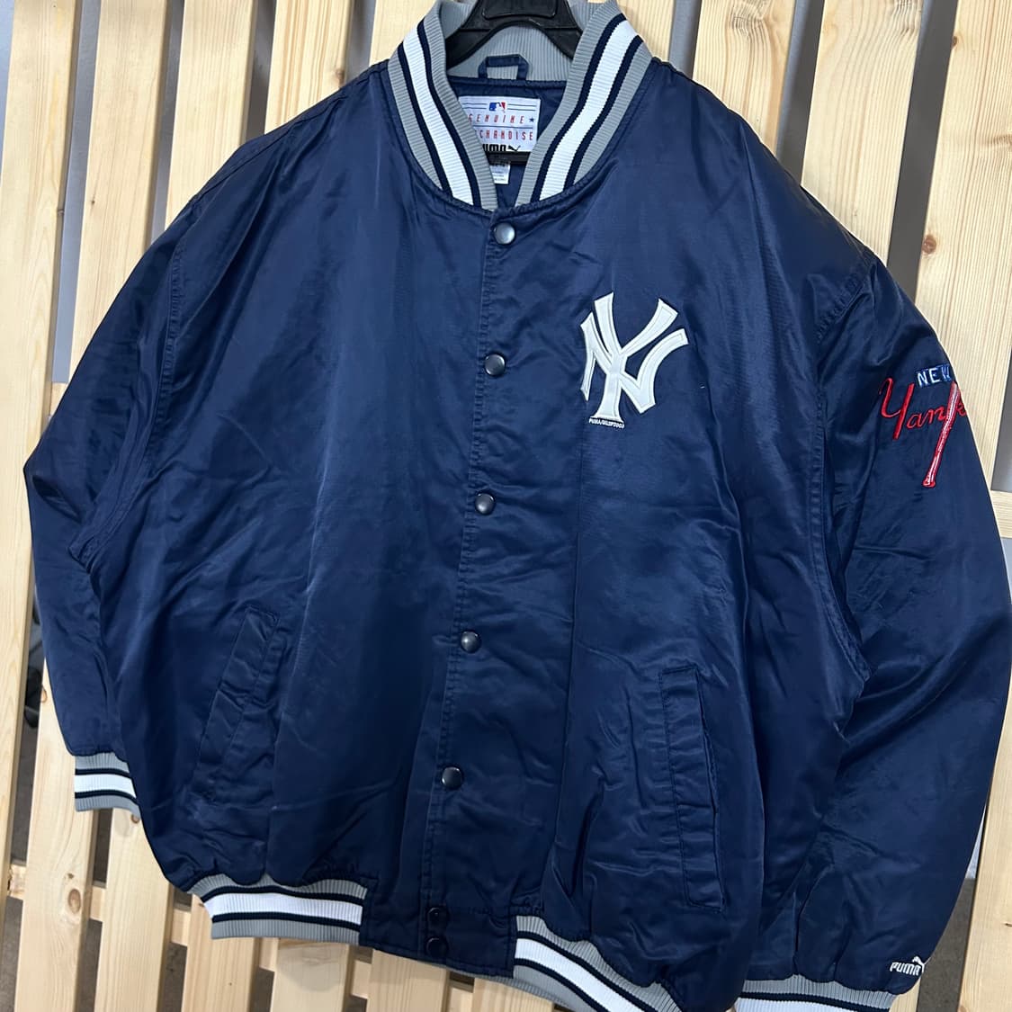 (XL) 머천다이즈 퓨마x양키스 스타디움 바시티 자켓 상품이미지2