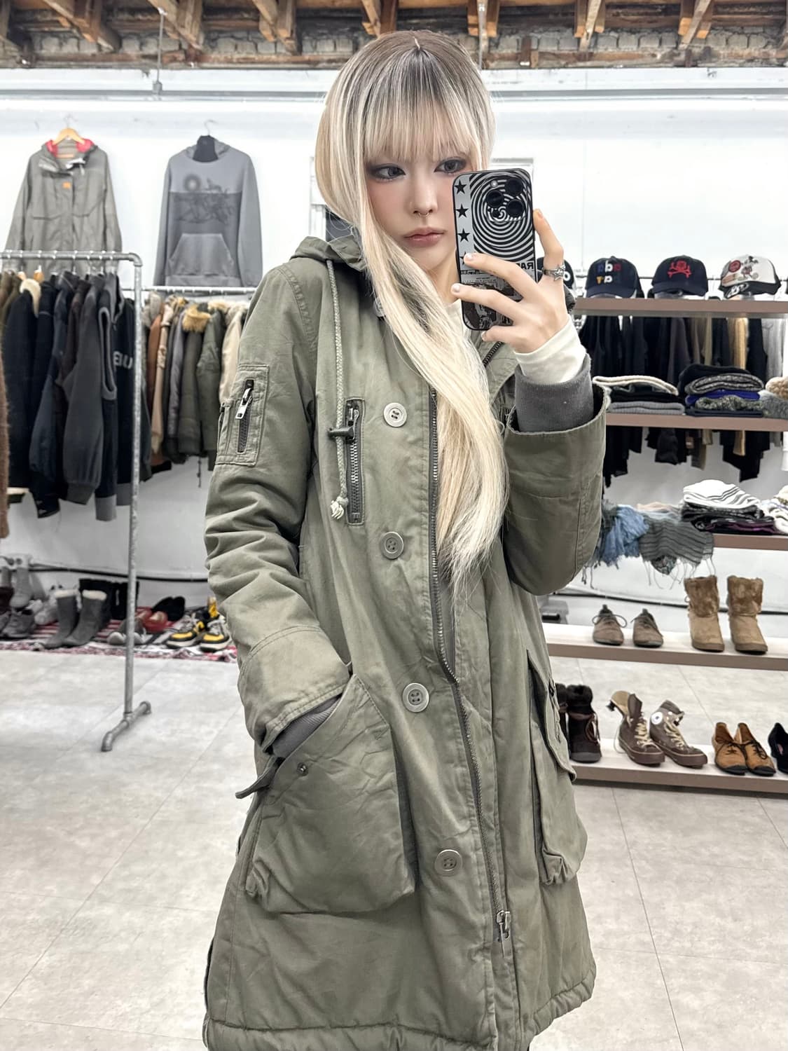 Edge Line 패널링 피쉬테일 파카 상품이미지1