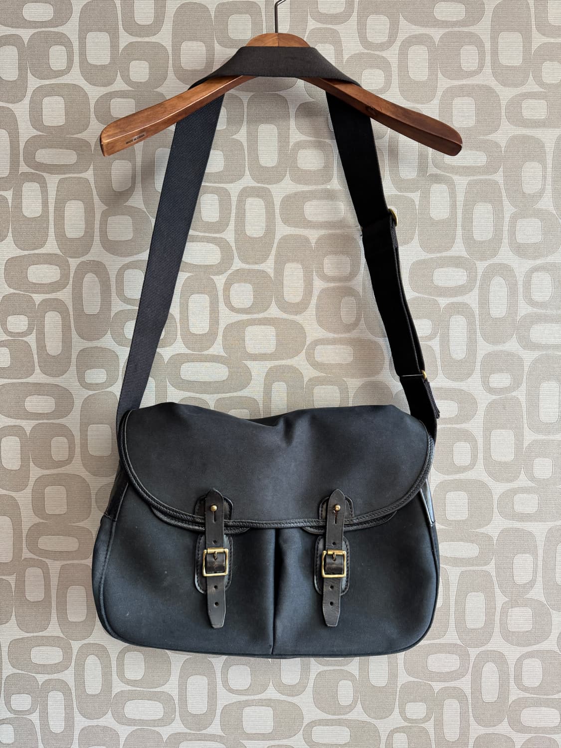 Brady bag 브래디백 아리엘 크로스 백 블랙 라지 상품이미지1