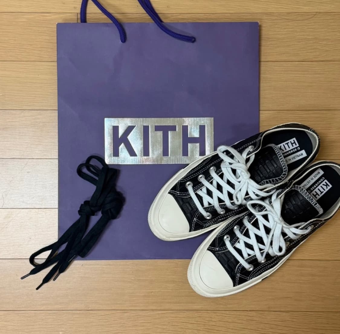 컨버스 x KITH 척테일러 1970 OX 블랙 상품이미지2