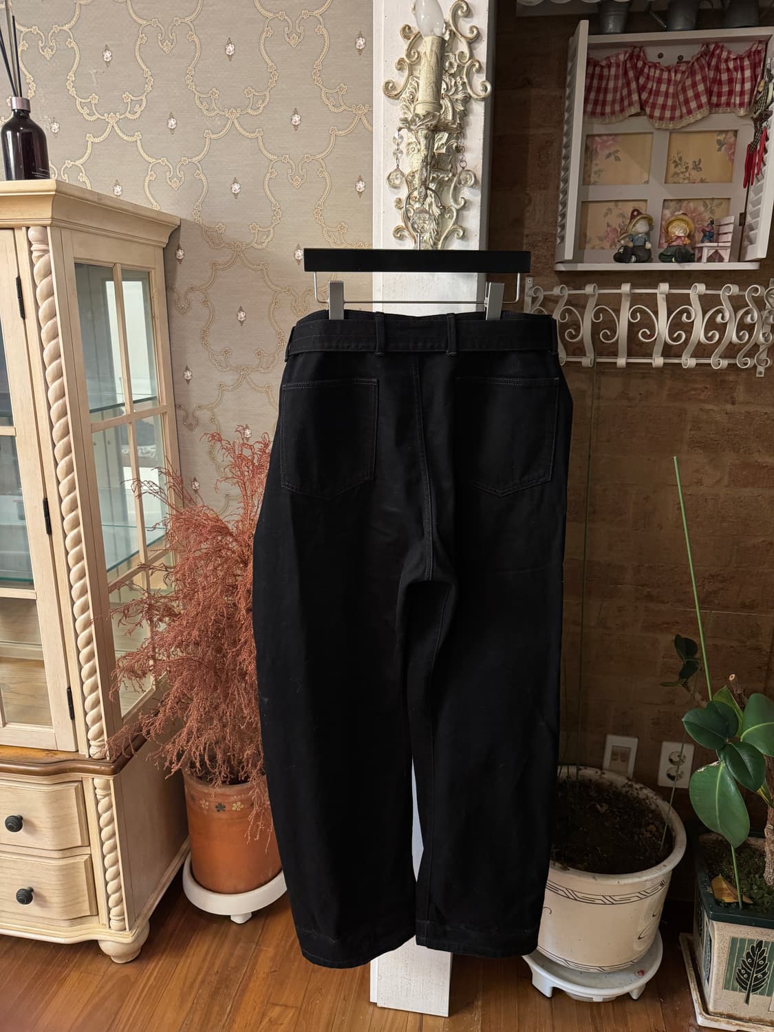 르메르 벨티드 데님 팬츠 블랙 상품이미지2