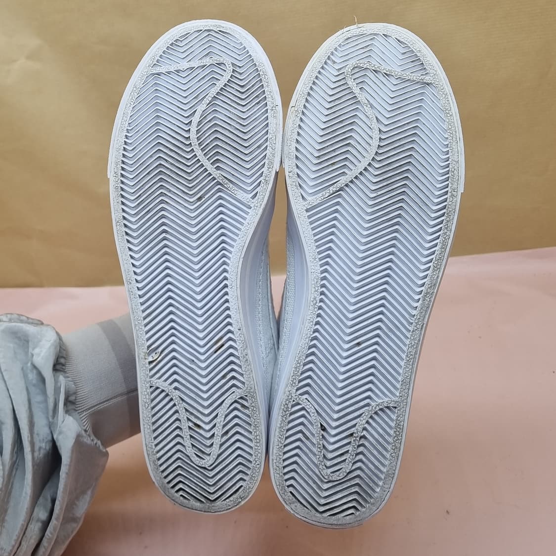 나이키 코트 레거시 여성스니커즈 235 상품이미지3