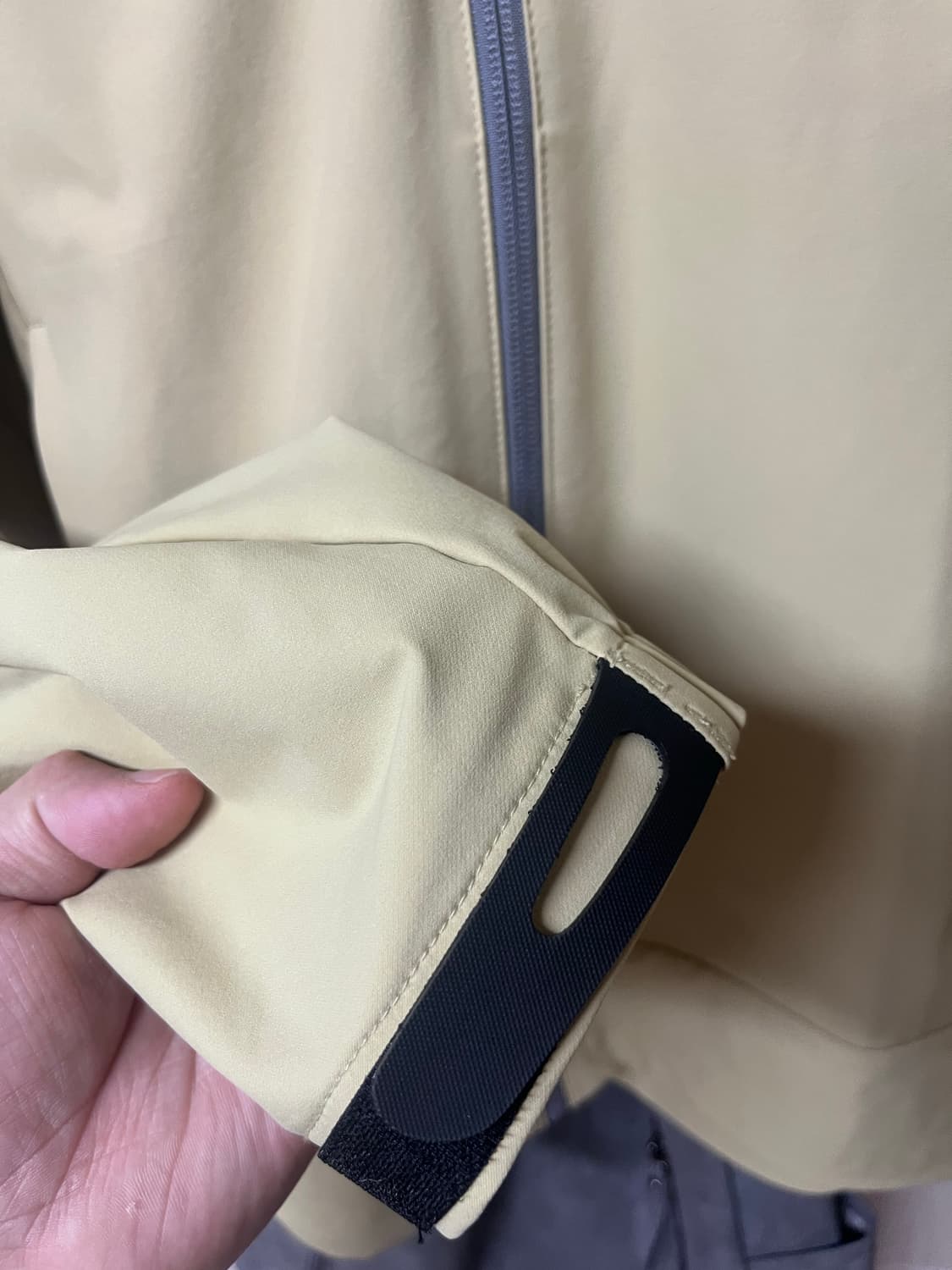 살로몬 오트리스 소프트쉘 자켓.  상품이미지7