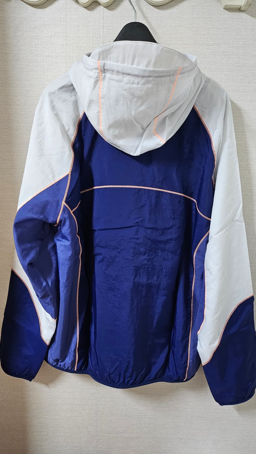 새 제품) 나이키 바람막이 판매 상품이미지2