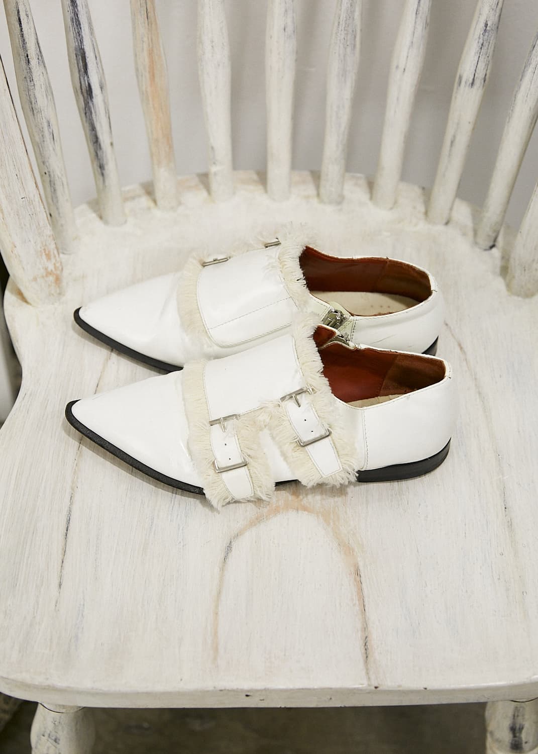 Fur Trim Buckle Shoes 상품이미지2