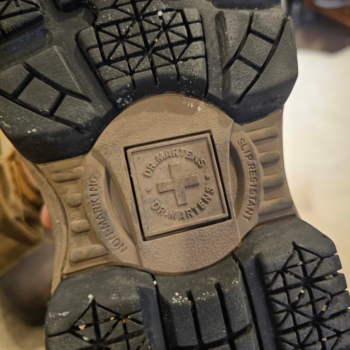 290 닥터마틴 가죽 안전화  상품이미지9