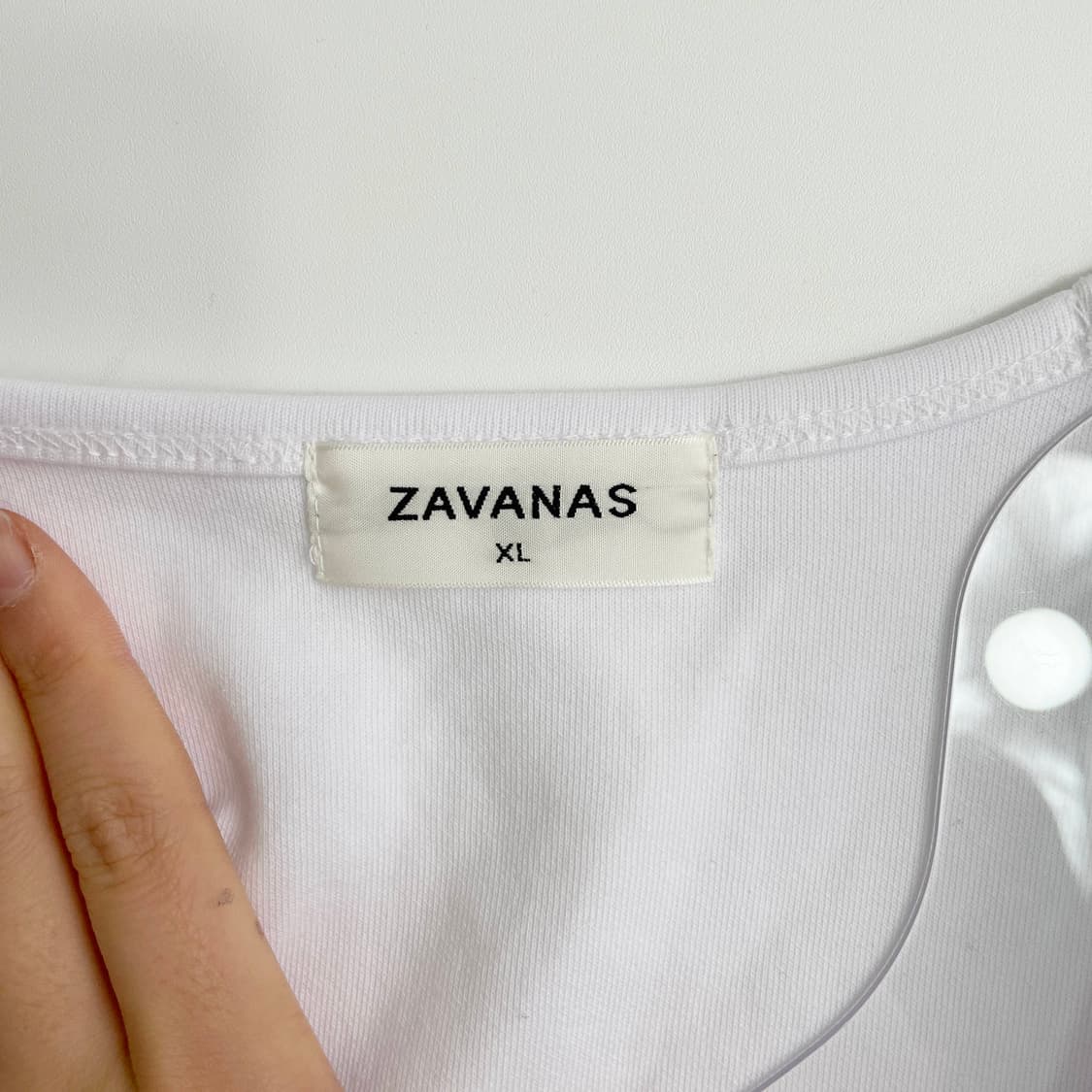 A2 자바나스 화이트 U넥 반팔 티셔츠 XL사이즈 상품이미지4