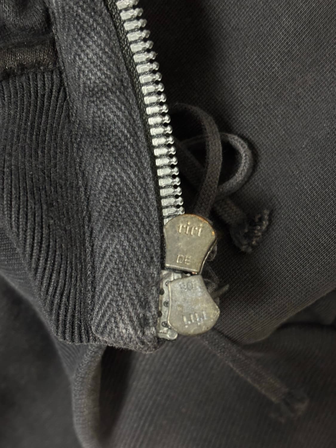 보리스비잔사베리 닌자 사선 집업 상품이미지6