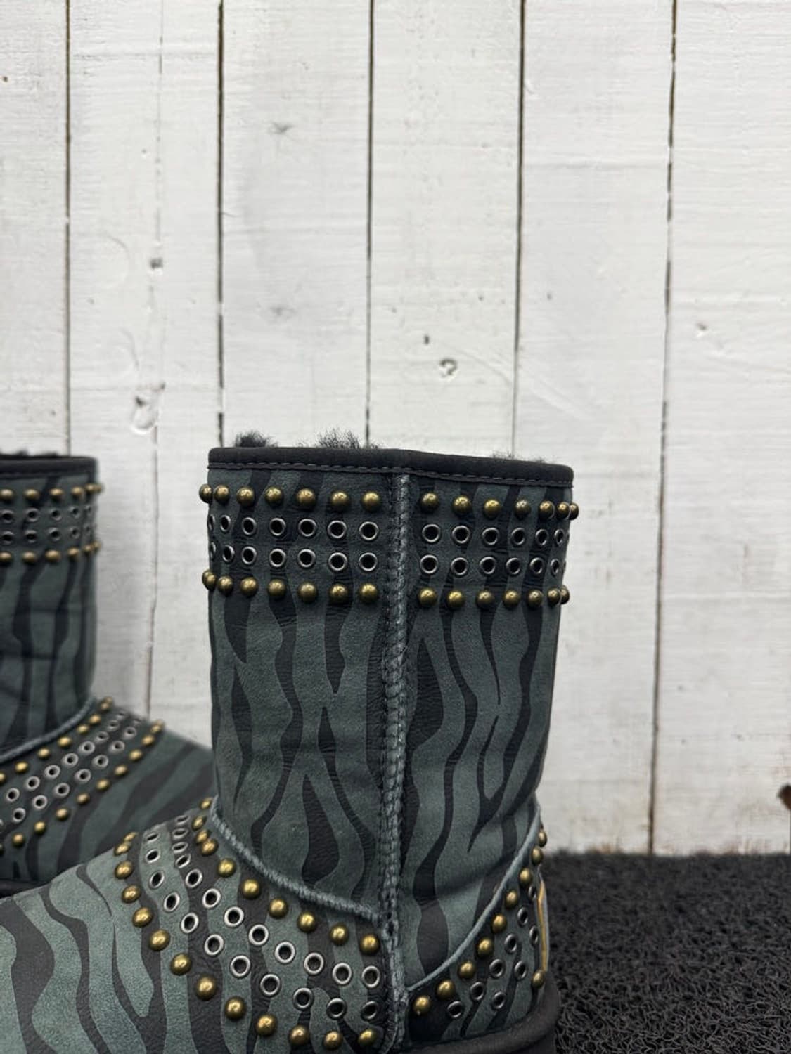 ugg x jimmy choo 상품이미지2