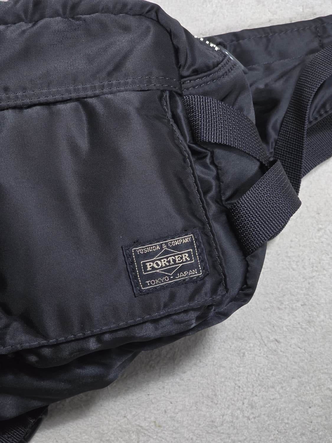 요시다포터 탱커 힙백 블랙 상품이미지2