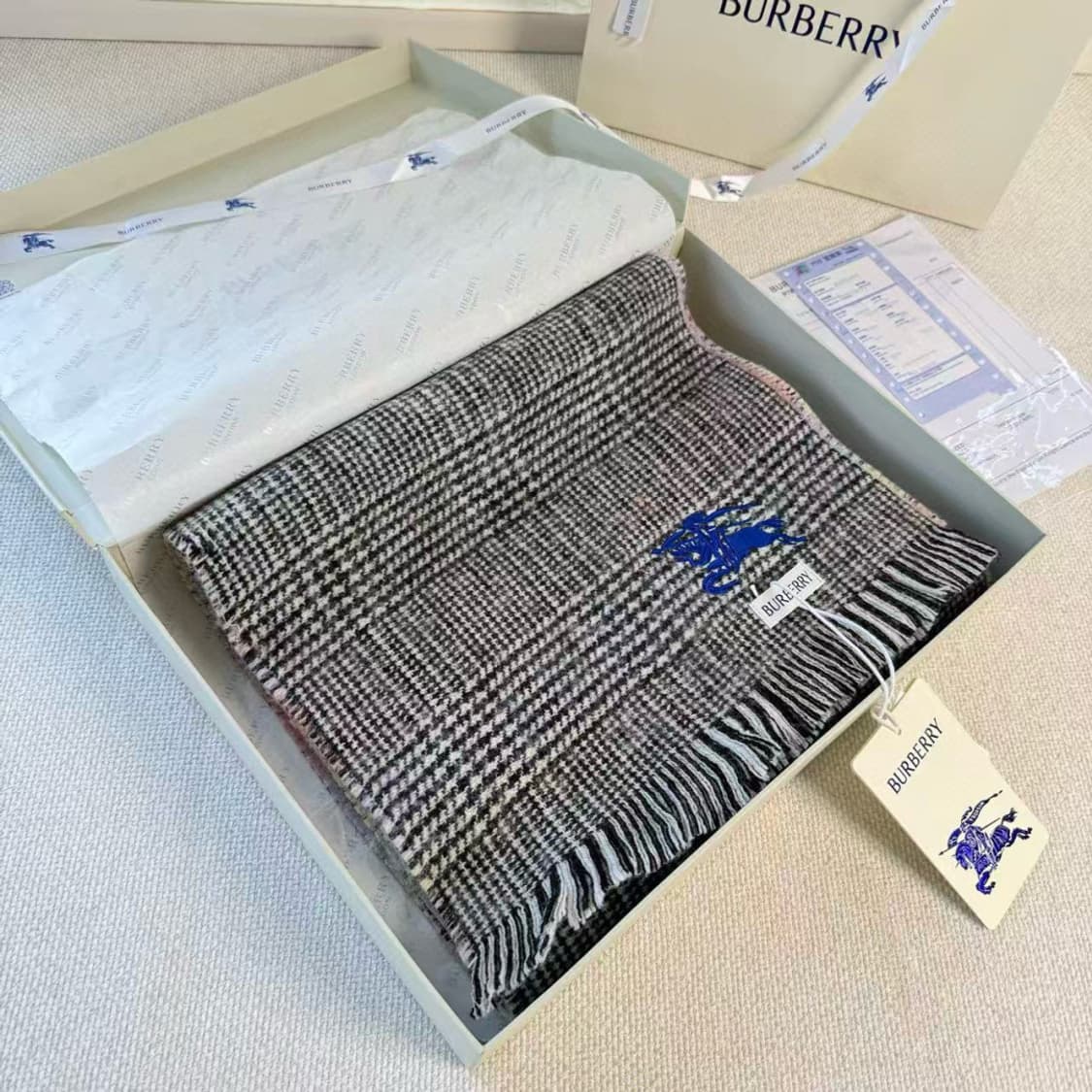 버버리 양면 머플러 램스울 100% 추동 단품
 상품이미지1