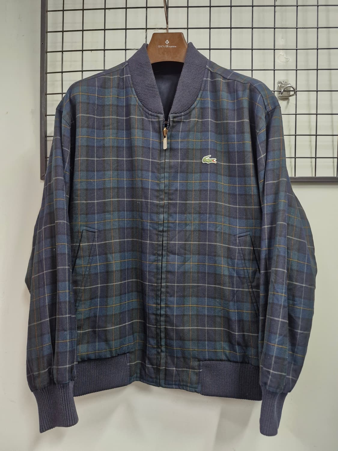 105XL 라코스테 빈티지 체크 패턴 양면 블루종 자켓. 상품이미지1