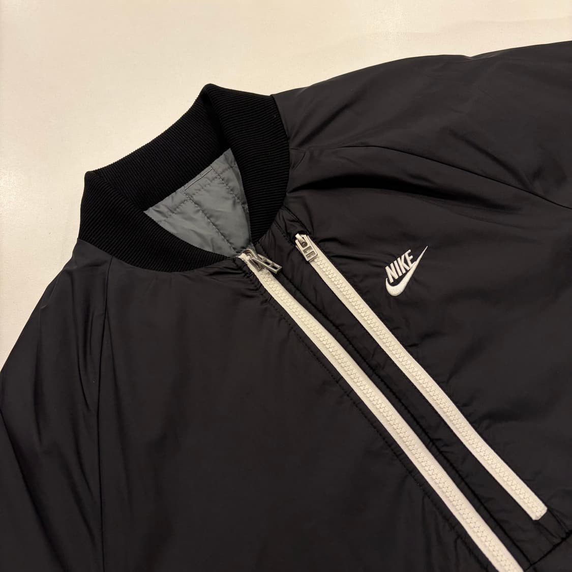 [M] 나이키 써마핏 리버시블 패딩 점퍼 그레이 블랙 B749 상품이미지5
