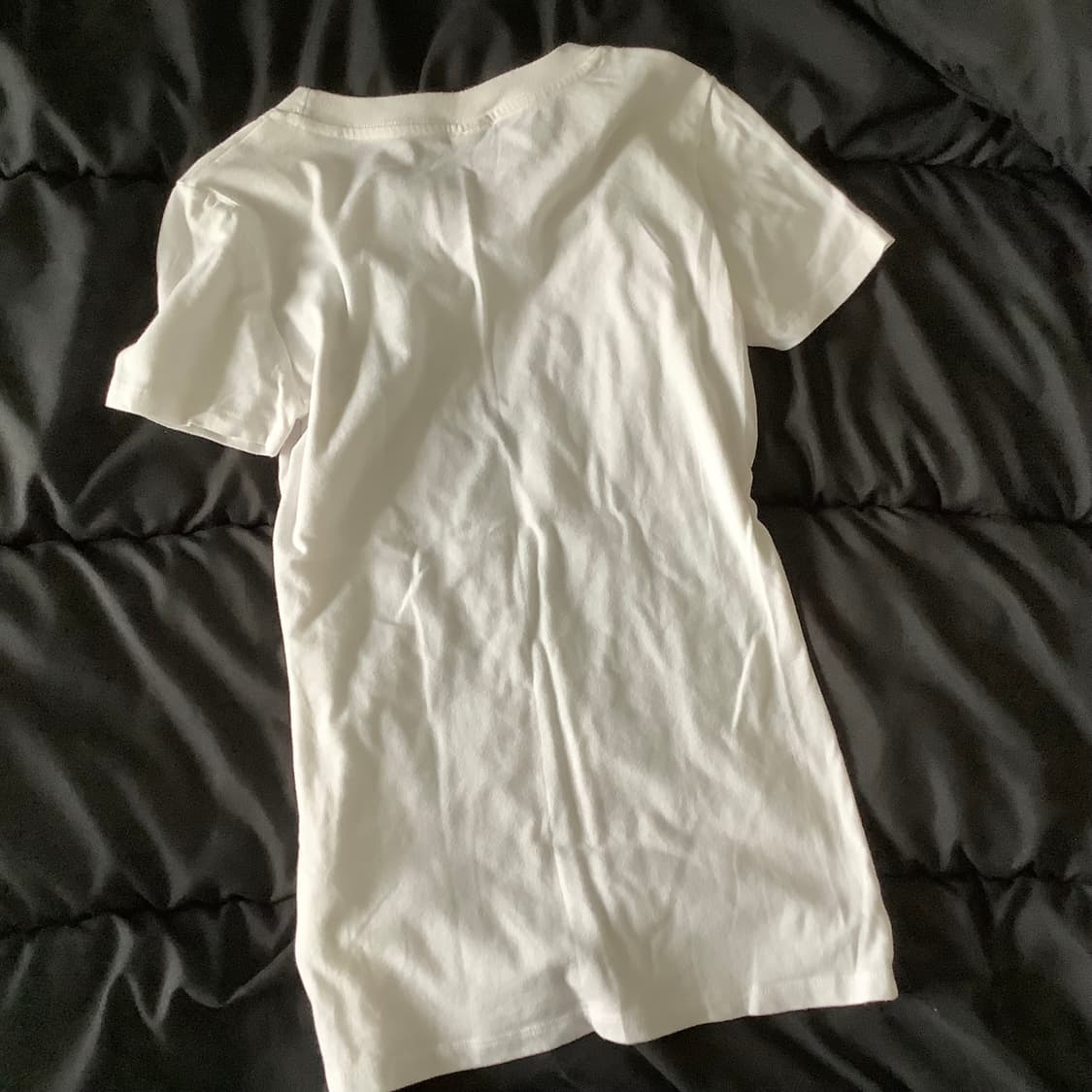 홀리스터 빈티지 화이트 네이비 자수 반팔티 상품이미지3