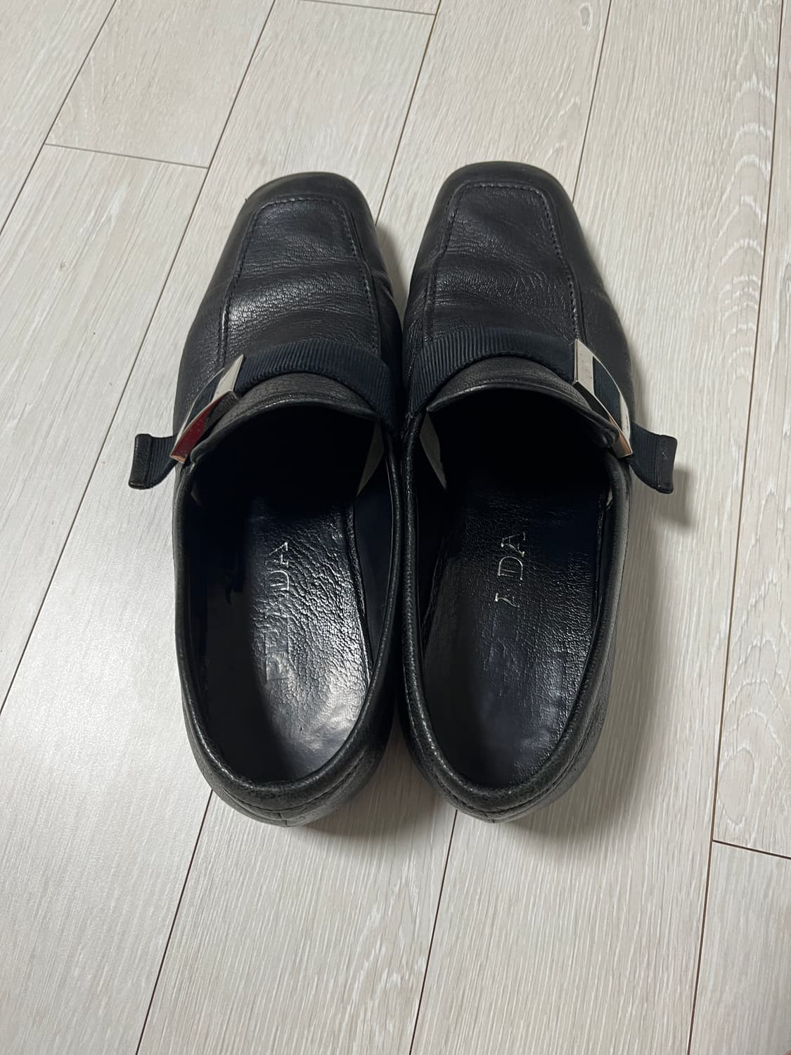 Prada 버클로퍼 270 상품이미지2