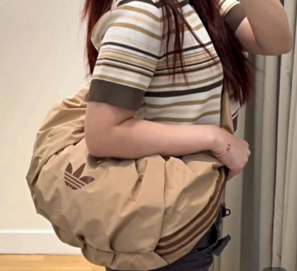 아디다스 숄더백 상품이미지1