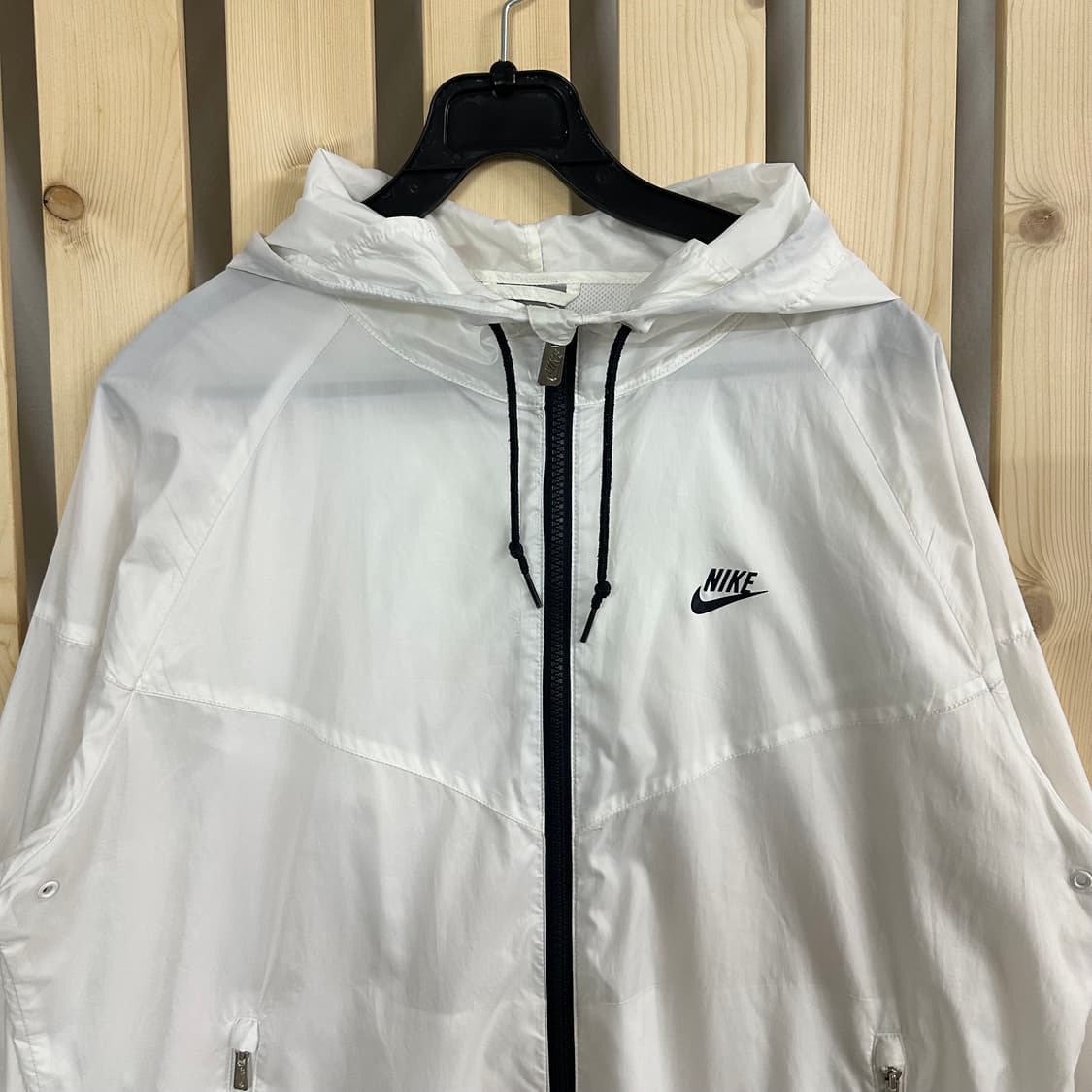 (L) 나이키 화이트 바람막이 자켓 상품이미지3