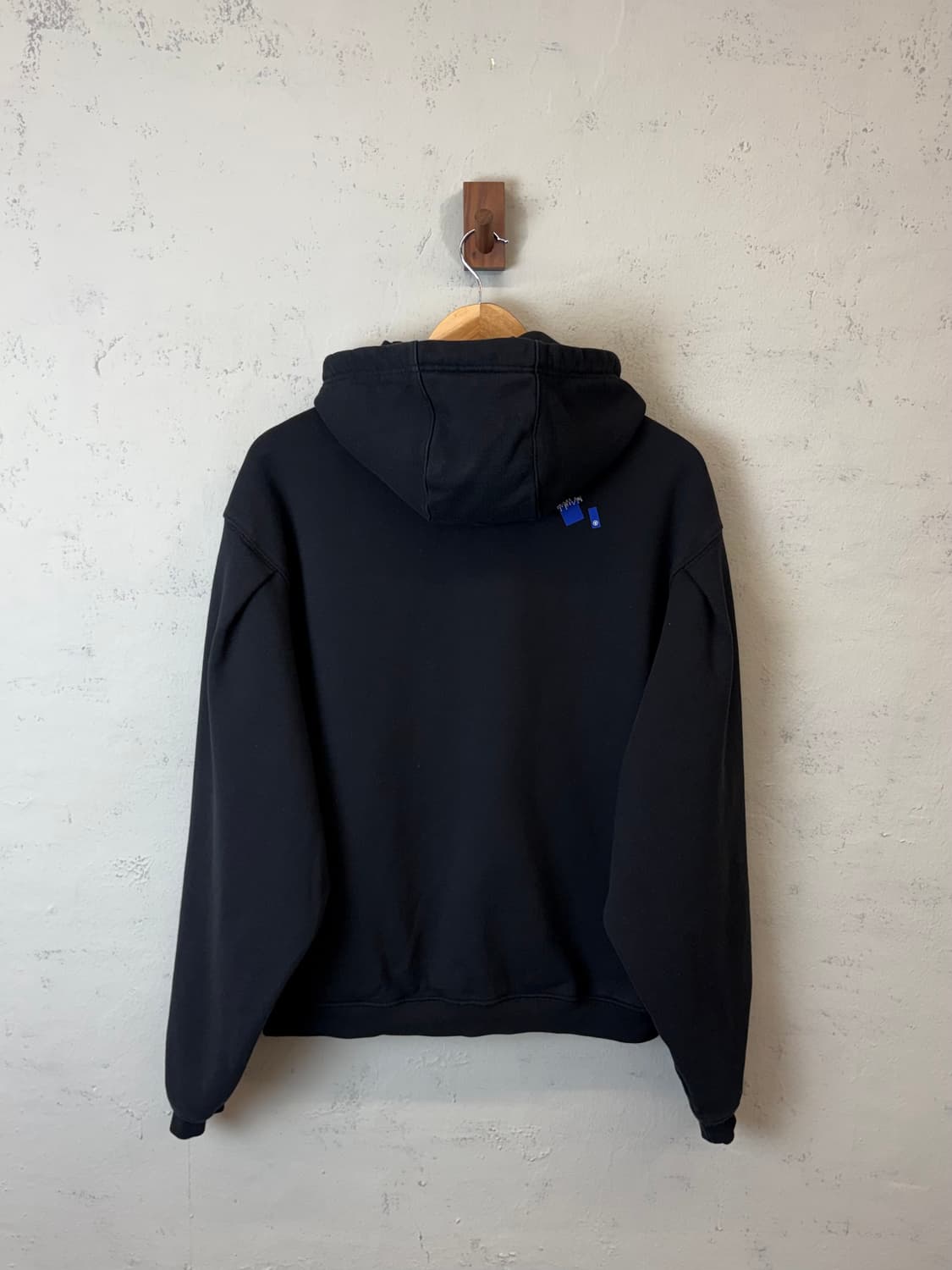 아더에러 9주년 og 9th 후드티 블랙 상품이미지2