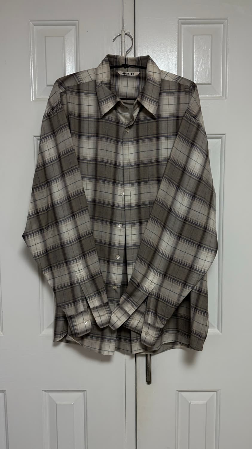 오라리 23aw 베이지 체크 상품이미지1