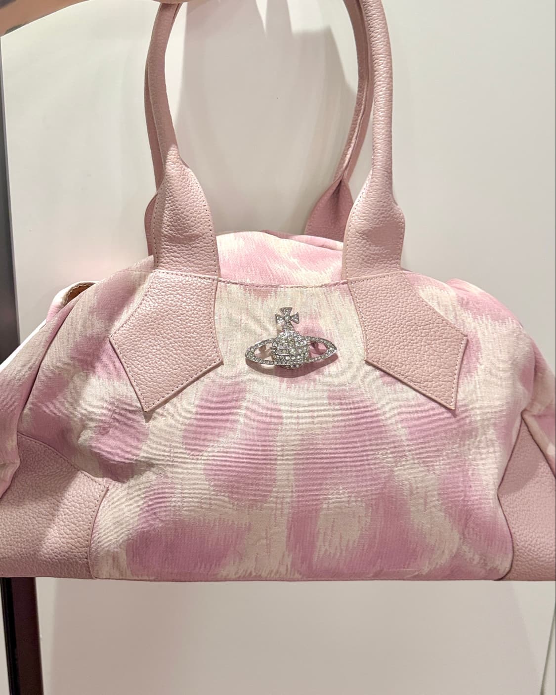 Vivienne Westwood 핑크 레오파드 보스턴백 브로치 포함  상품이미지2