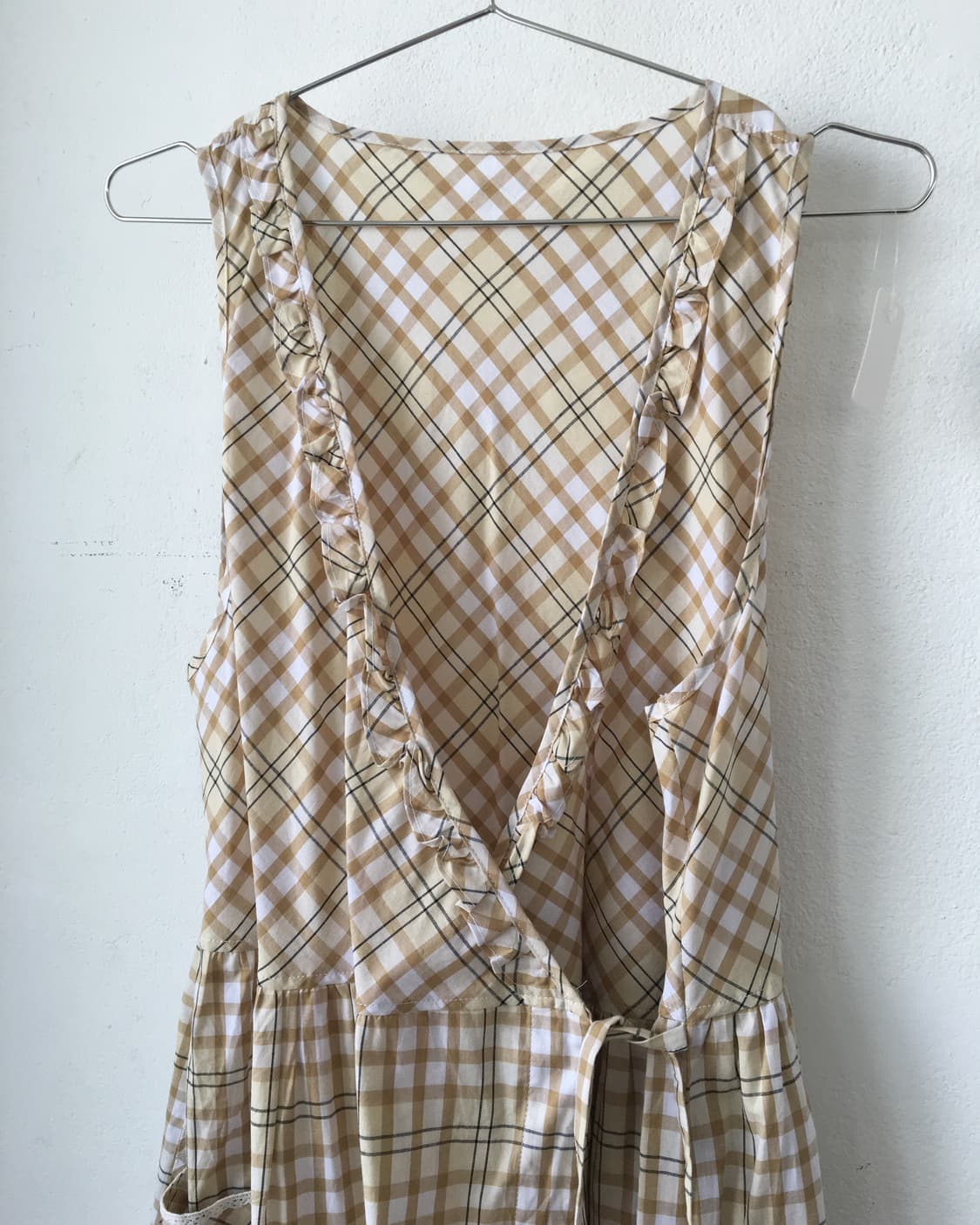 Check pattern frill wrap vest 상품이미지4
