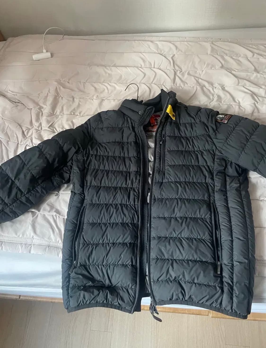 파라점퍼스 유고 경량패딩 L 상품이미지2