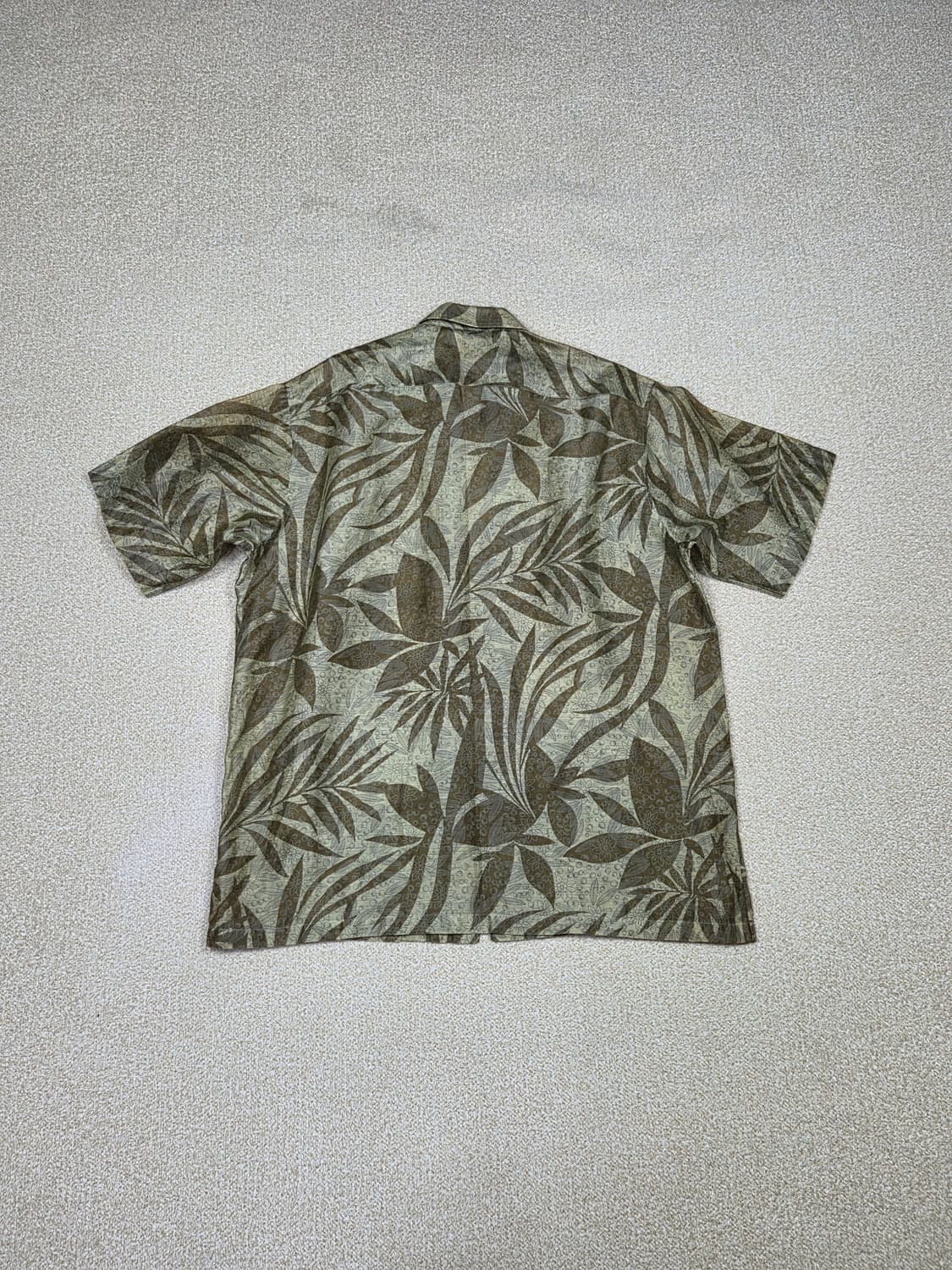 [피에르 가르뎅] 트로피컬 리프 패턴 반팔 셔츠 | S00119 상품이미지5