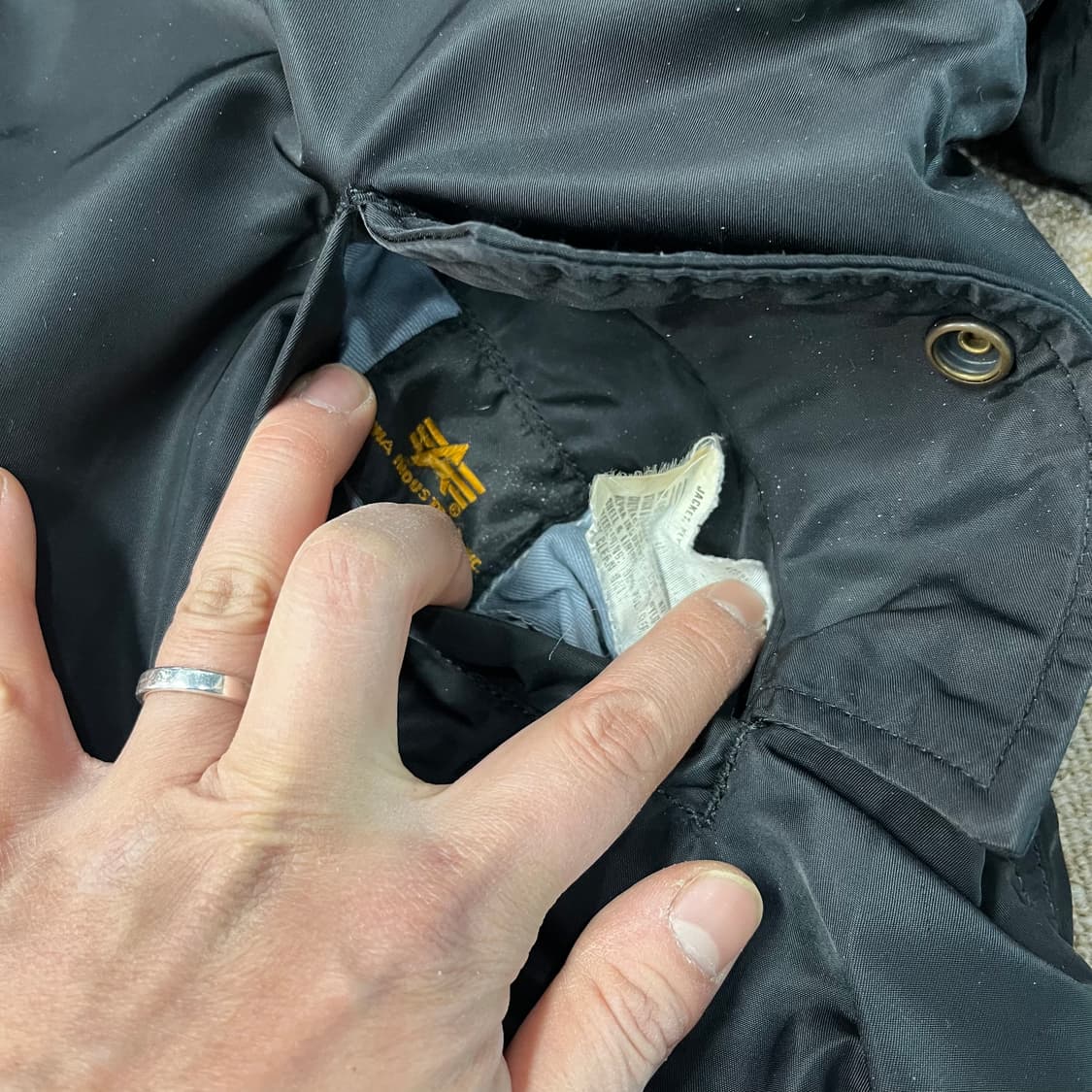 알파 인더스트리 아폴로 MA-1 항공점퍼 상품이미지6