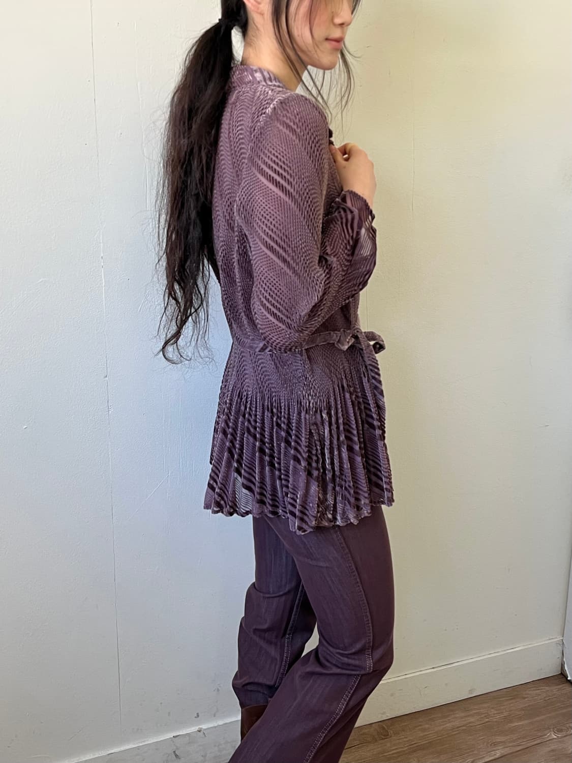 EARTHY MODE 로즈 벨벳 믹스 블라우스 상품이미지5