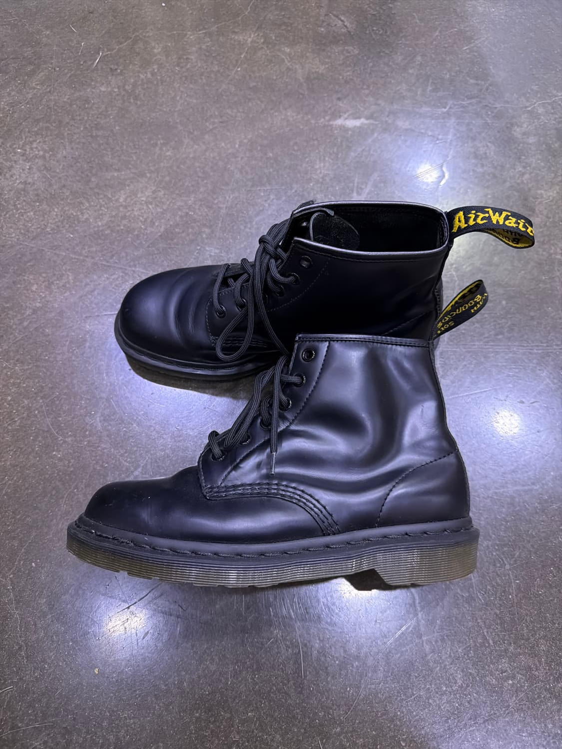 닥터마틴 101 6홀 워커 부츠 블랙 250 상품이미지5