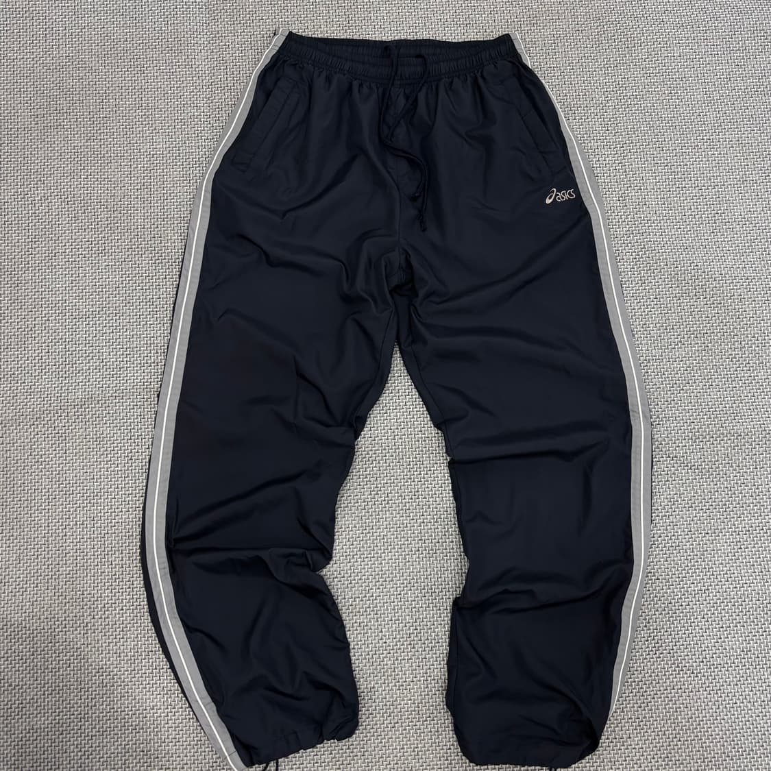  Asics 00s old school 조거팬츠 상품이미지1
