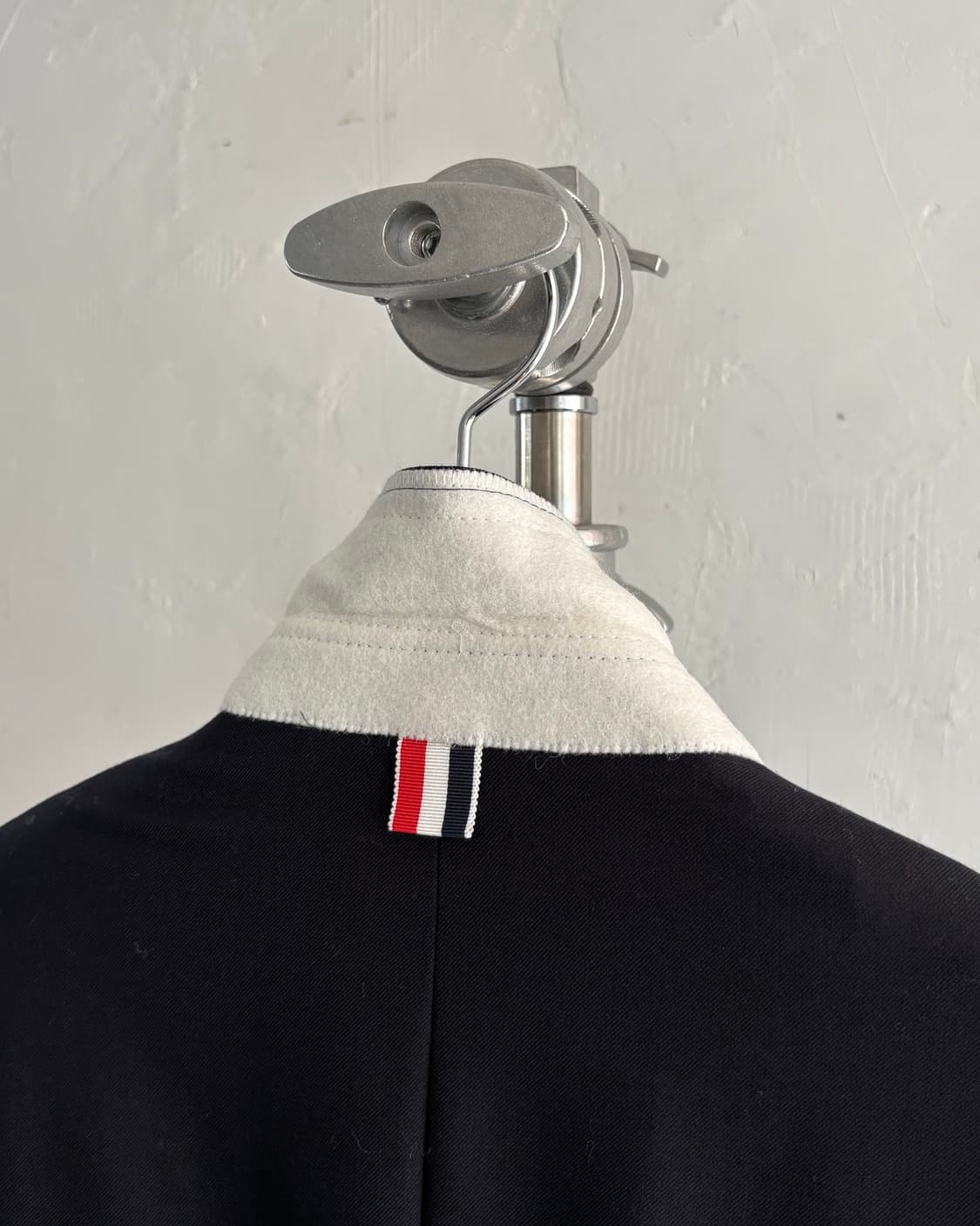 Thom Browne 톰브라운 네이비 체스터필드 코트 상품이미지8