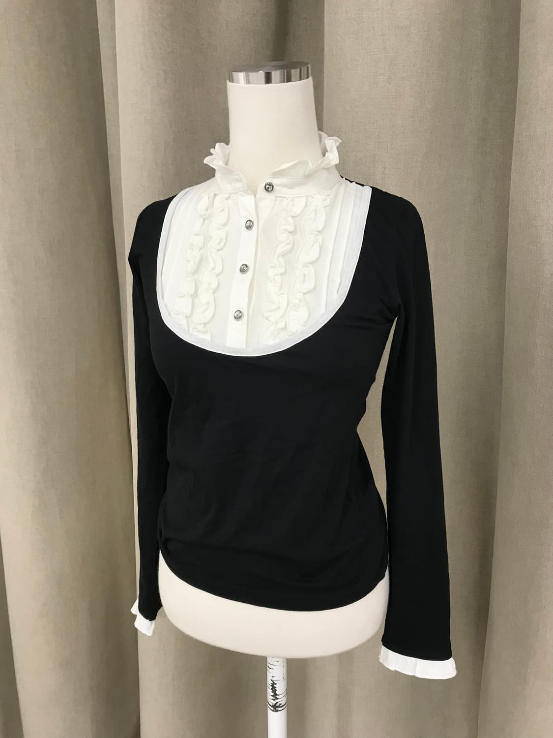 Black white-collar long-sleeve tee 상품이미지2