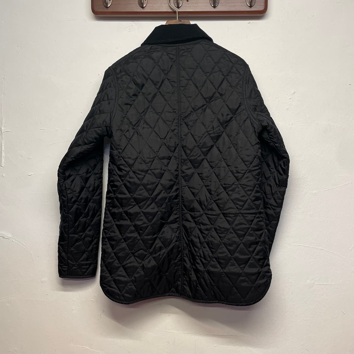 바버 (우먼) 리데스데일 블랙 퀼팅 자켓   상품이미지5