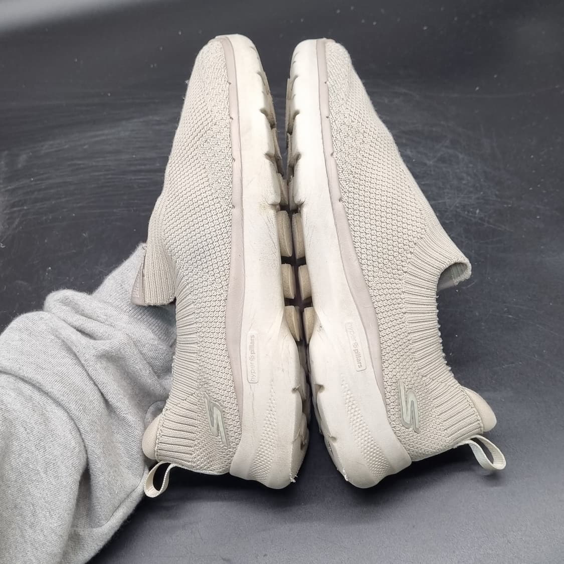 스케쳐스 고워크6 여성 슬립온 250. 상품이미지5