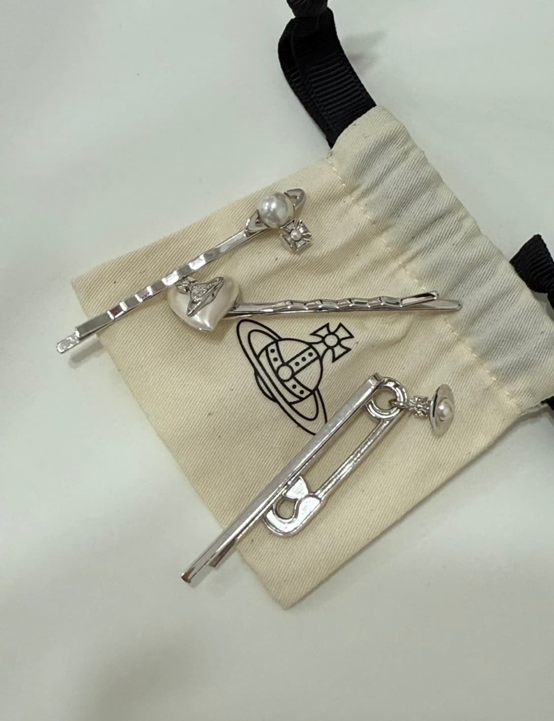 비비안웨스트우드 틸데 바비 헤어핀세트 상품이미지1