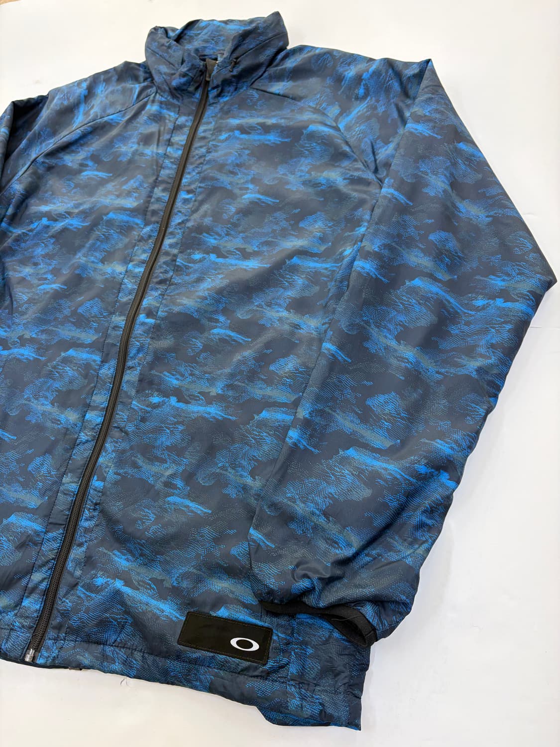 Oakley 카모 후드 바람막이 자켓 상품이미지4
