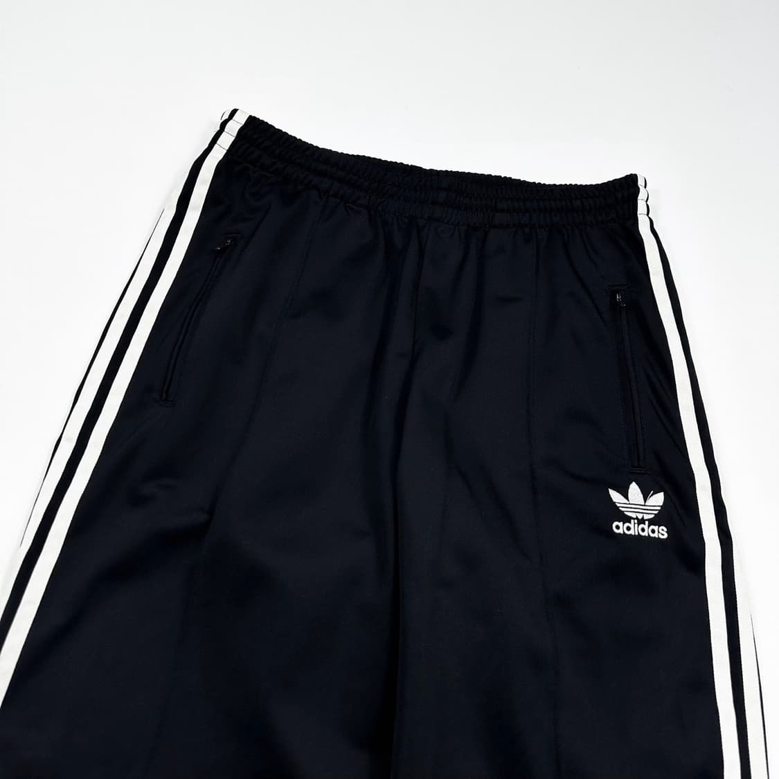 아디다스 파이어버드 블랙 트랙 츄리닝 바지 (L 여성추천) 상품이미지4