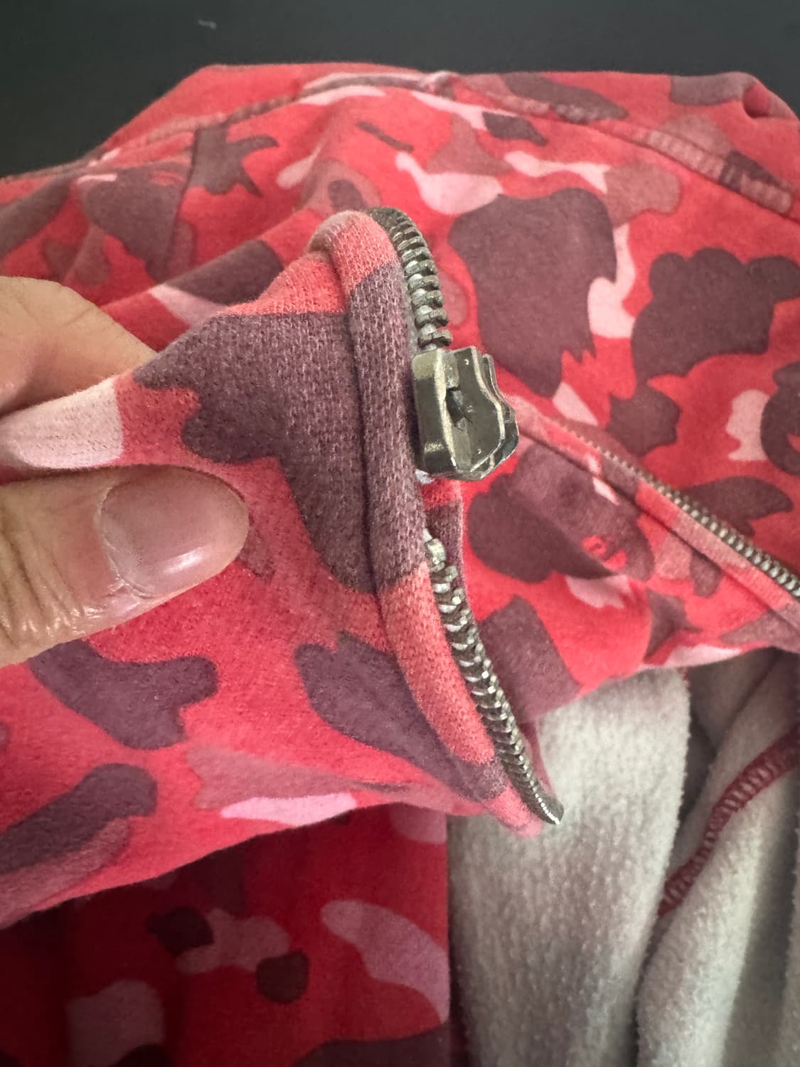 희귀!! 베이프 Bape 올드스쿨 레드 카모 후드집업 XL 지퍼고장 상품이미지3