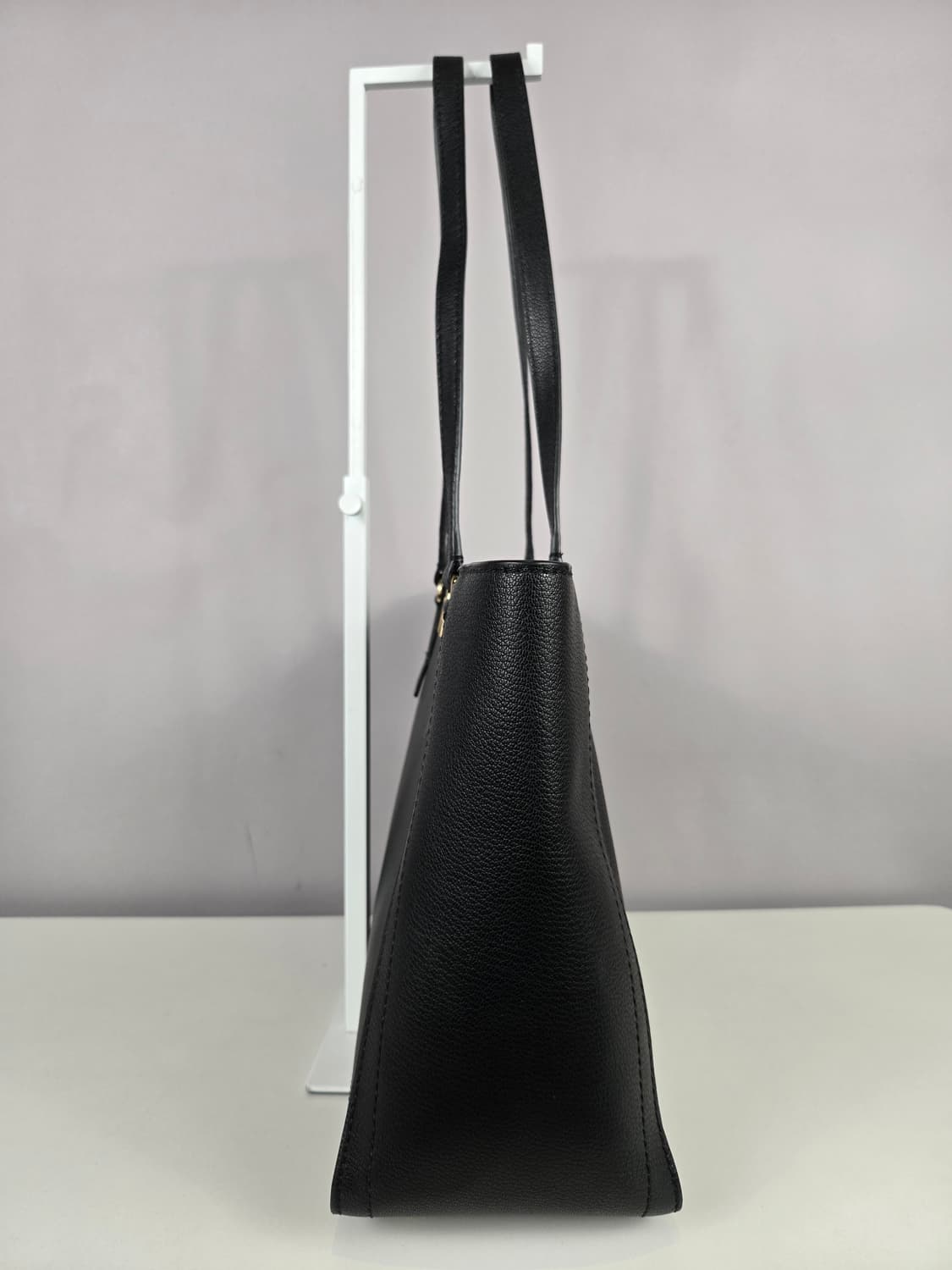 마이클코어스 실비아 미디움 레더 토트백 숄더백 가방 블랙 상품이미지5