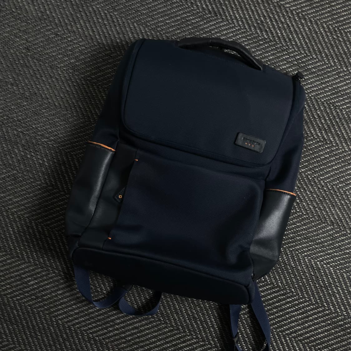 샘소나이트 미니멀 네이비 백팩y 4225 상품이미지1