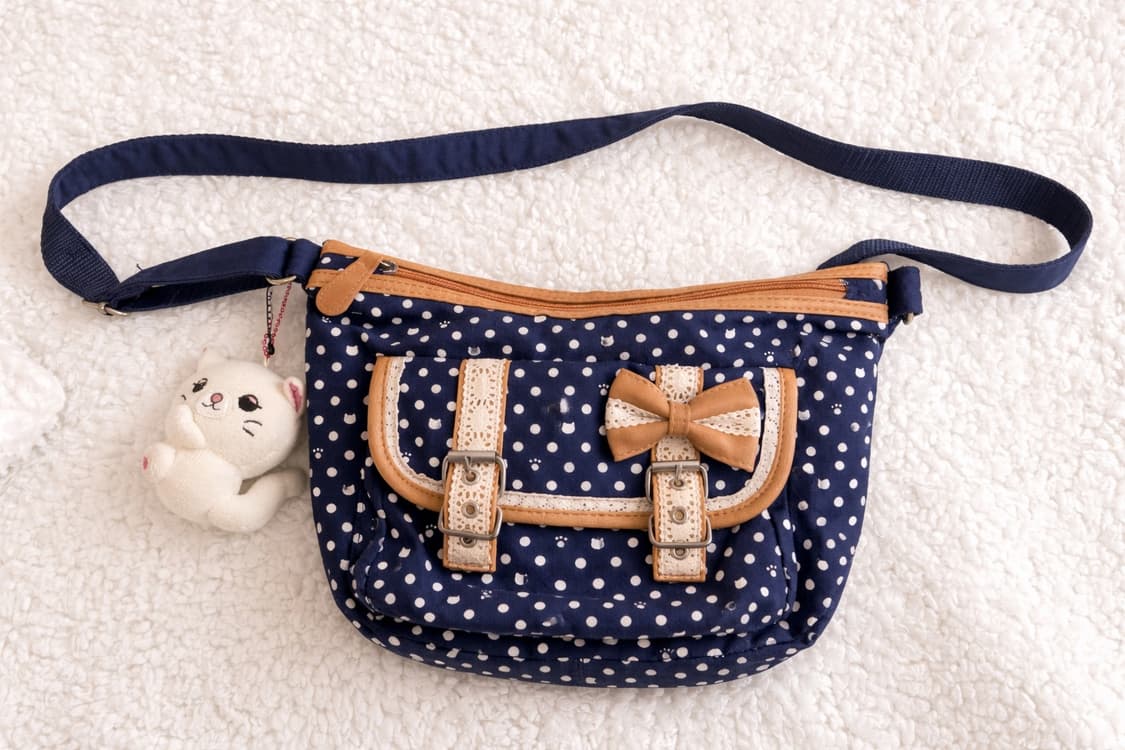 모리걸 빈티지 고양이 패턴 리본 레이스 크로스백 🐱💙🎀 상품이미지1