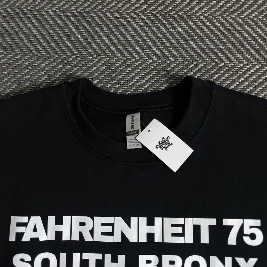 길단 빈티지 레터링 밧시핏 슬리브리스o 3413 상품이미지4