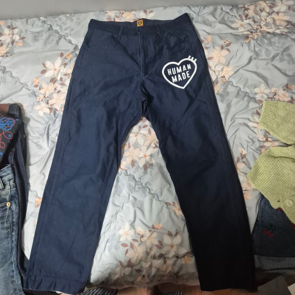 [정품] 휴먼메이드 하트 로고 치노 팬츠 네이비 상품이미지1